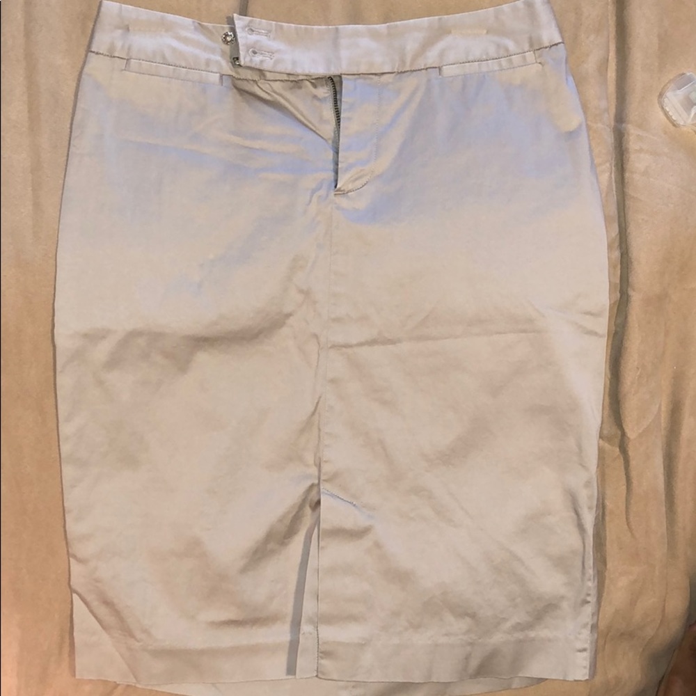 Gap pencil skirt with Rhinestone buttons